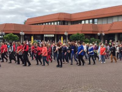 Linedance Flashmob auf dem Burgunder Platz, 20.05.2017 - 